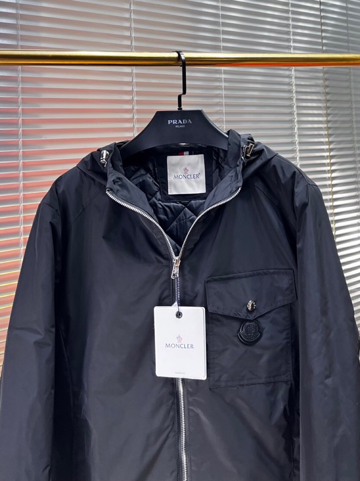 Moncler 蒙口2025秋冬棉服夹克外套，定制原版logo五金，精致工艺面料，顶级元素融合打造，潮男