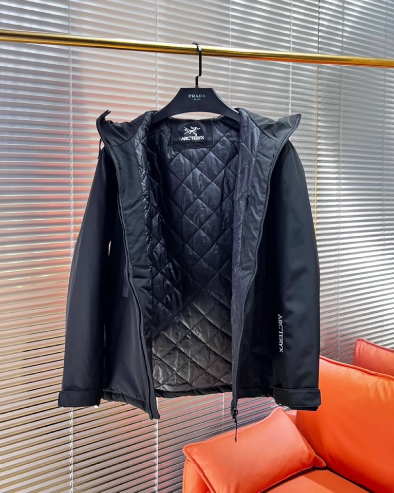 (Arcteryx）始祖鸟2025秋冬棉服夹克外套，定制原版logo五金，精致工艺面料，顶级元素融合打造