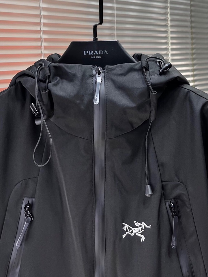 (Arcteryx）始祖鸟2025秋冬棉服夹克外套，定制原版logo五金，精致工艺面料，顶级元素融合打造