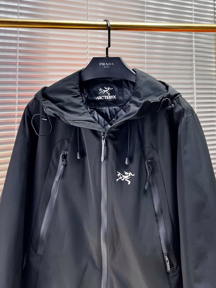 (Arcteryx）始祖鸟2025秋冬棉服夹克外套，定制原版logo五金，精致工艺面料，顶级元素融合打造