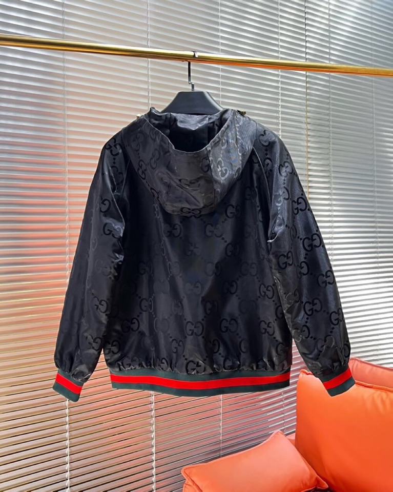 Gucci 古奇 2025秋冬棉服夹克外套，定制原版logo五金，精致工艺面料，顶级元素融合打造，潮男时