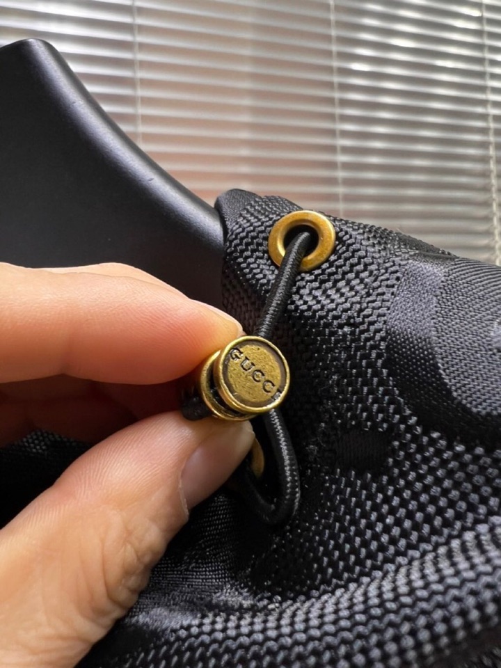 Gucci 古奇 2025秋冬棉服夹克外套，定制原版logo五金，精致工艺面料，顶级元素融合打造，潮男时