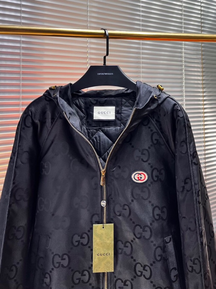 Gucci 古奇 2025秋冬棉服夹克外套，定制原版logo五金，精致工艺面料，顶级元素融合打造，潮男时