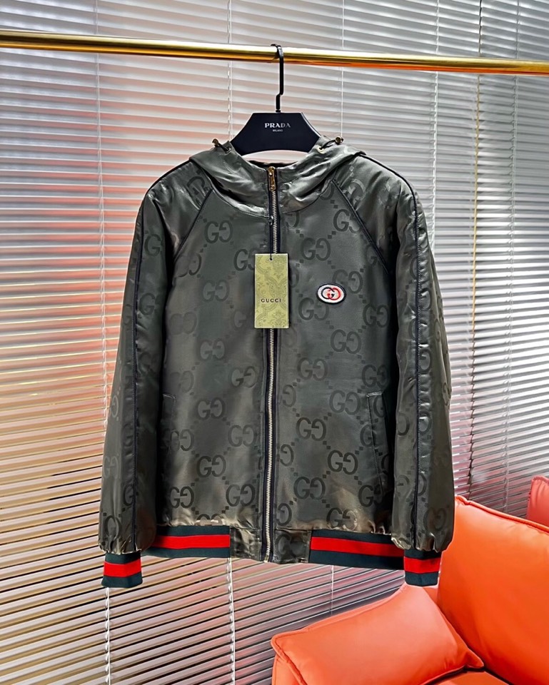 Gucci 古奇 2025秋冬棉服夹克外套，定制原版logo五金，精致工艺面料，顶级元素融合打造，潮男时