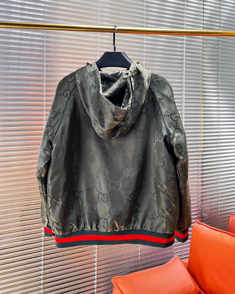 Gucci 古奇 2025秋冬棉服夹克外套，定制原版logo五金，精致工艺面料，顶级元素融合打造，潮男时