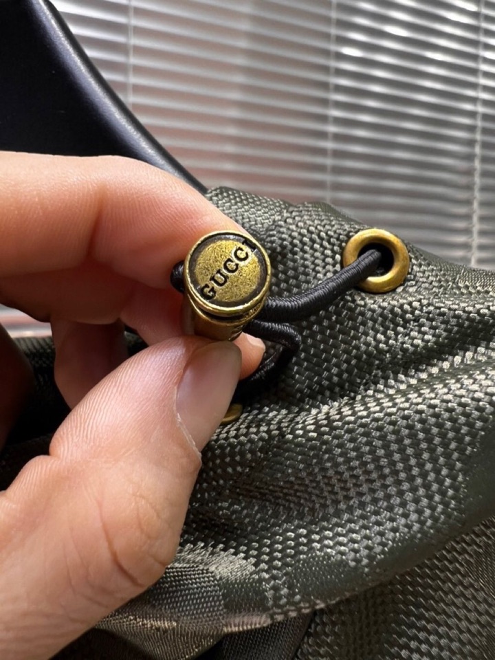 Gucci 古奇 2025秋冬棉服夹克外套，定制原版logo五金，精致工艺面料，顶级元素融合打造，潮男时