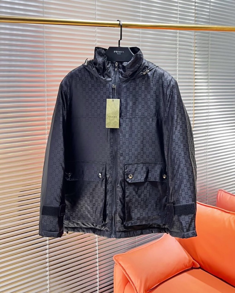 Gucci 古奇 2025秋冬棉服夹克外套，定制原版logo五金，精致工艺面料，顶级元素融合打造，潮男时