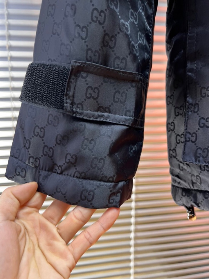 Gucci 古奇 2025秋冬棉服夹克外套，定制原版logo五金，精致工艺面料，顶级元素融合打造，潮男时