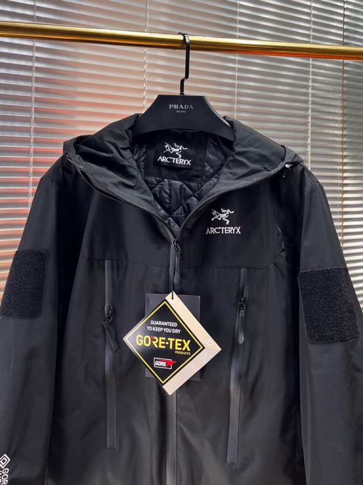 (Arcteryx）始祖鸟2025秋冬棉服夹克外套，定制原版logo五金，精致工艺面料，顶级元素融合打造