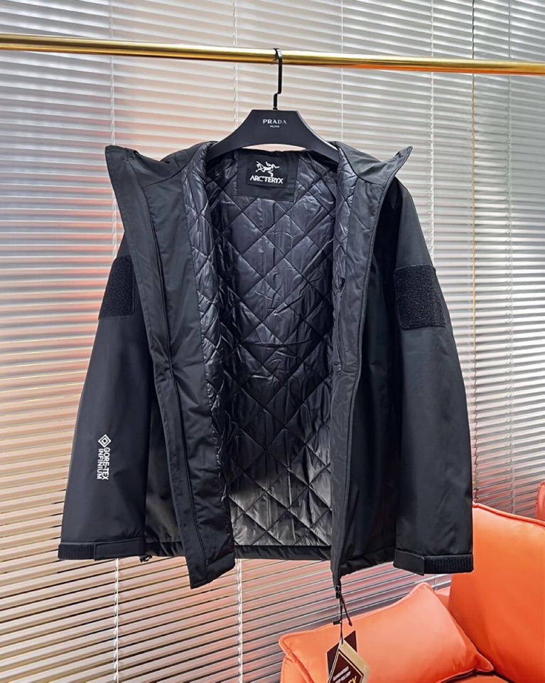 (Arcteryx）始祖鸟2025秋冬棉服夹克外套，定制原版logo五金，精致工艺面料，顶级元素融合打造