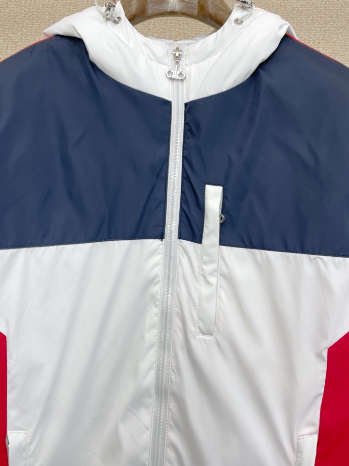 ALO YOGA💥独家专供最新时尚棉服夹克外套经典设计与颜值爆棚的外套 品质更是无法挑剔品控可以直接入手