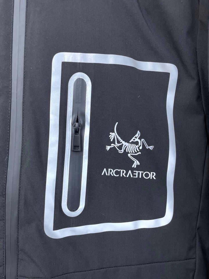 (Arcteryx）始祖鸟独家专供秋冬新款连帽羽绒服 贸易公司渠道稀出❕降温天气必备的保暖单品，不论是日