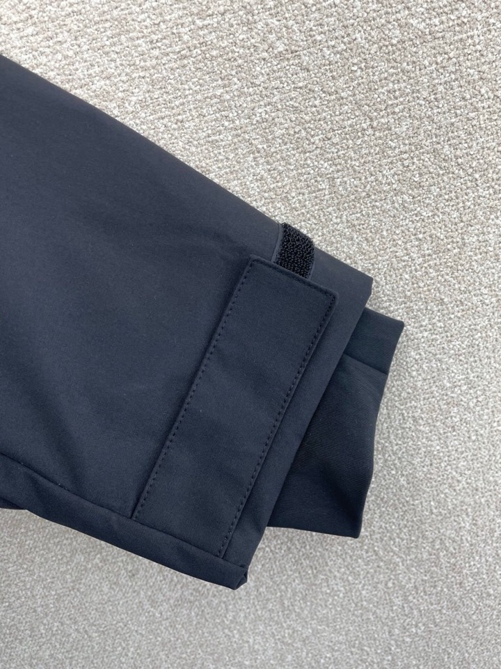 (Arcteryx）始祖鸟独家专供秋冬新款连帽羽绒服 贸易公司渠道稀出❕降温天气必备的保暖单品，不论是日