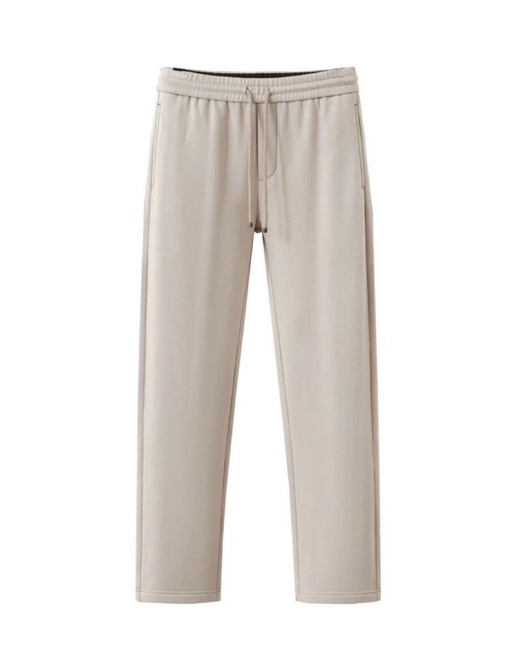 BrunelloCucinelli BC秋冬一体绒加厚加绒休闲裤/卫裤。从深邃意境至温暖叙事，所以采用温