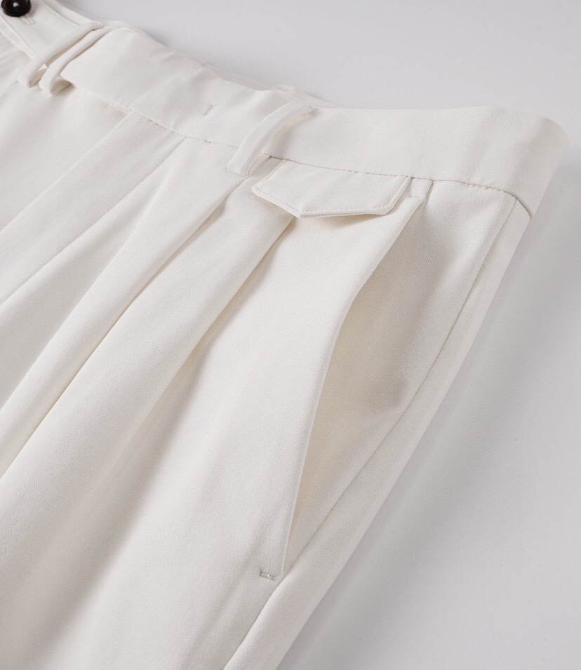 Brunello Cucinelli BC26春夏季新作商务休闲裤西裤，那不勒斯裤。那不勒斯裤是意大利那