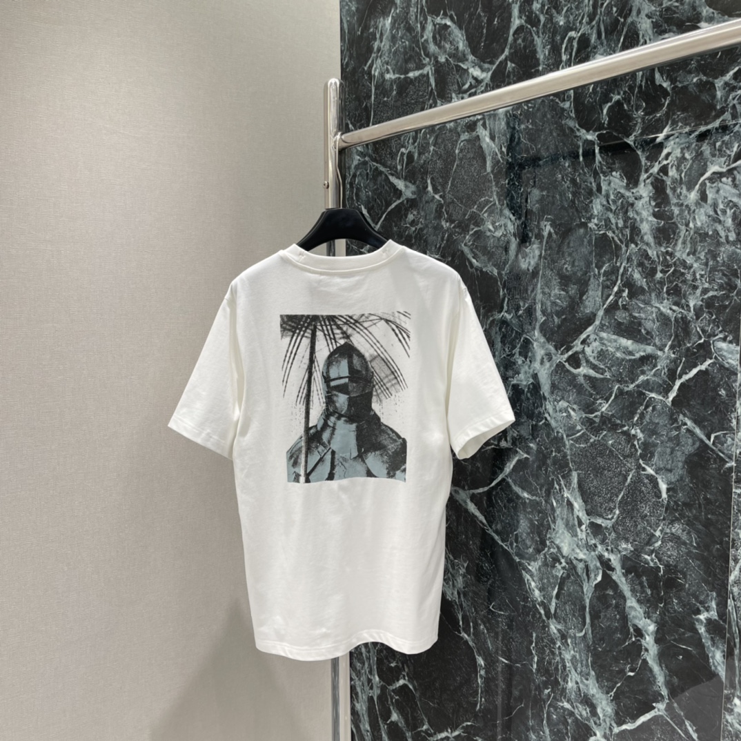 BBR 25秋冬新款 骑士印花白色T恤 胸前品牌字母印花➕背面骑士印花 街头感满满 个性十足 宽松版型 