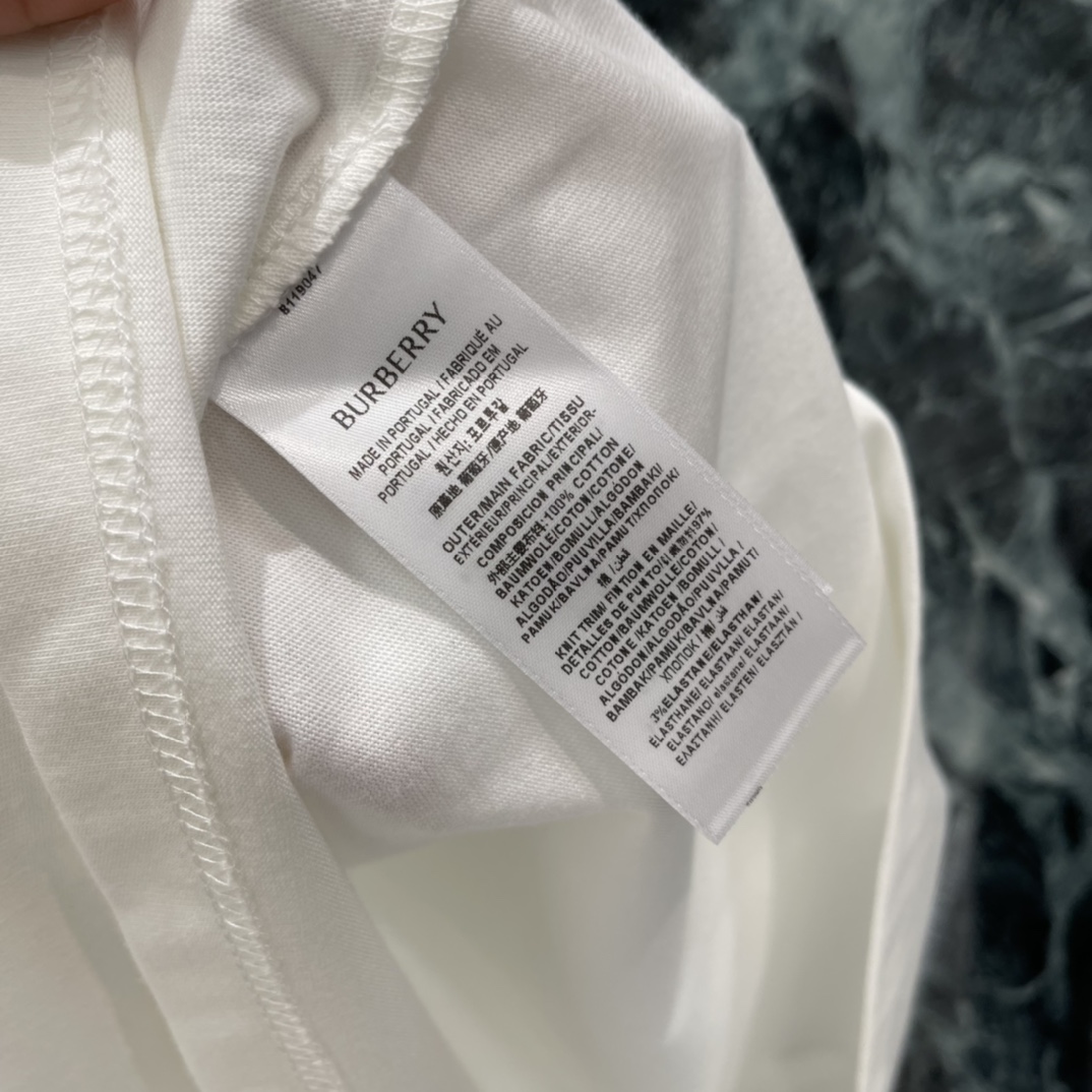 BBR 25秋冬新款 骑士印花白色T恤 胸前品牌字母印花➕背面骑士印花 街头感满满 个性十足 宽松版型 