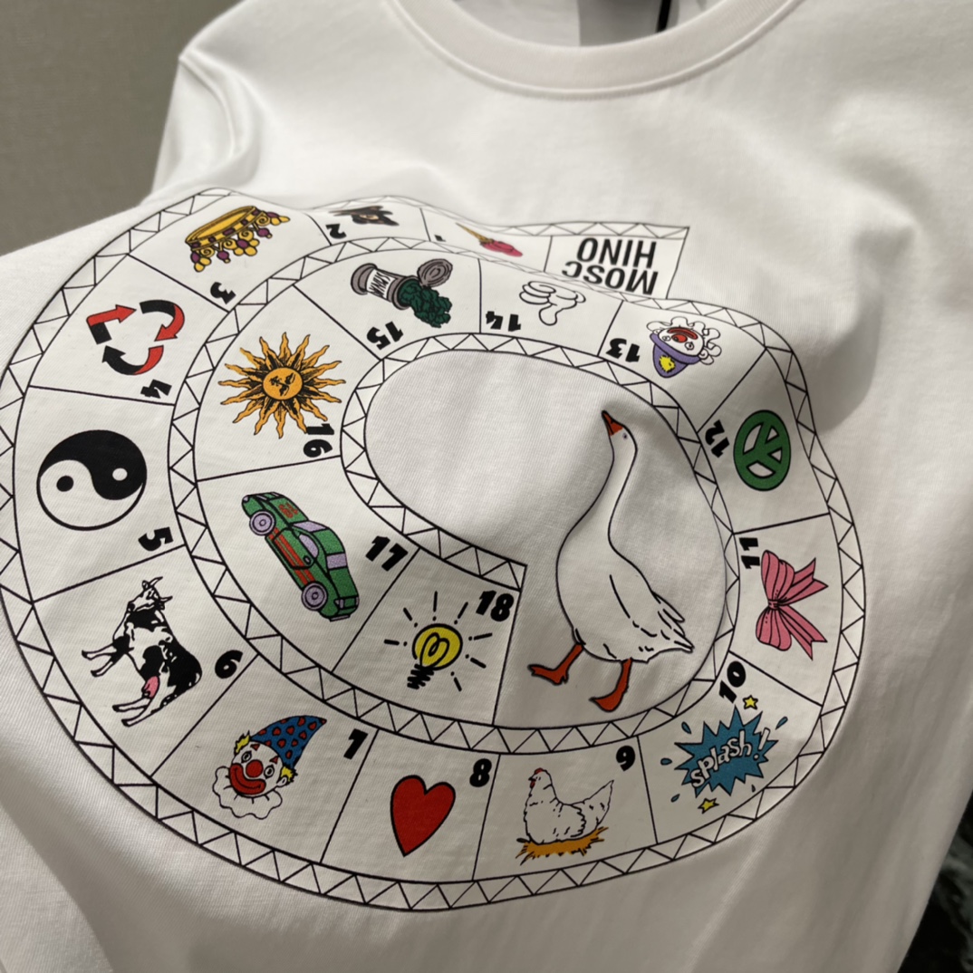 MOSCHIN 25秋冬新款 涂鸦印花针织T恤 正面趣味印花，鹅，太阳，爱心等元素超有辨识度 童趣又时尚