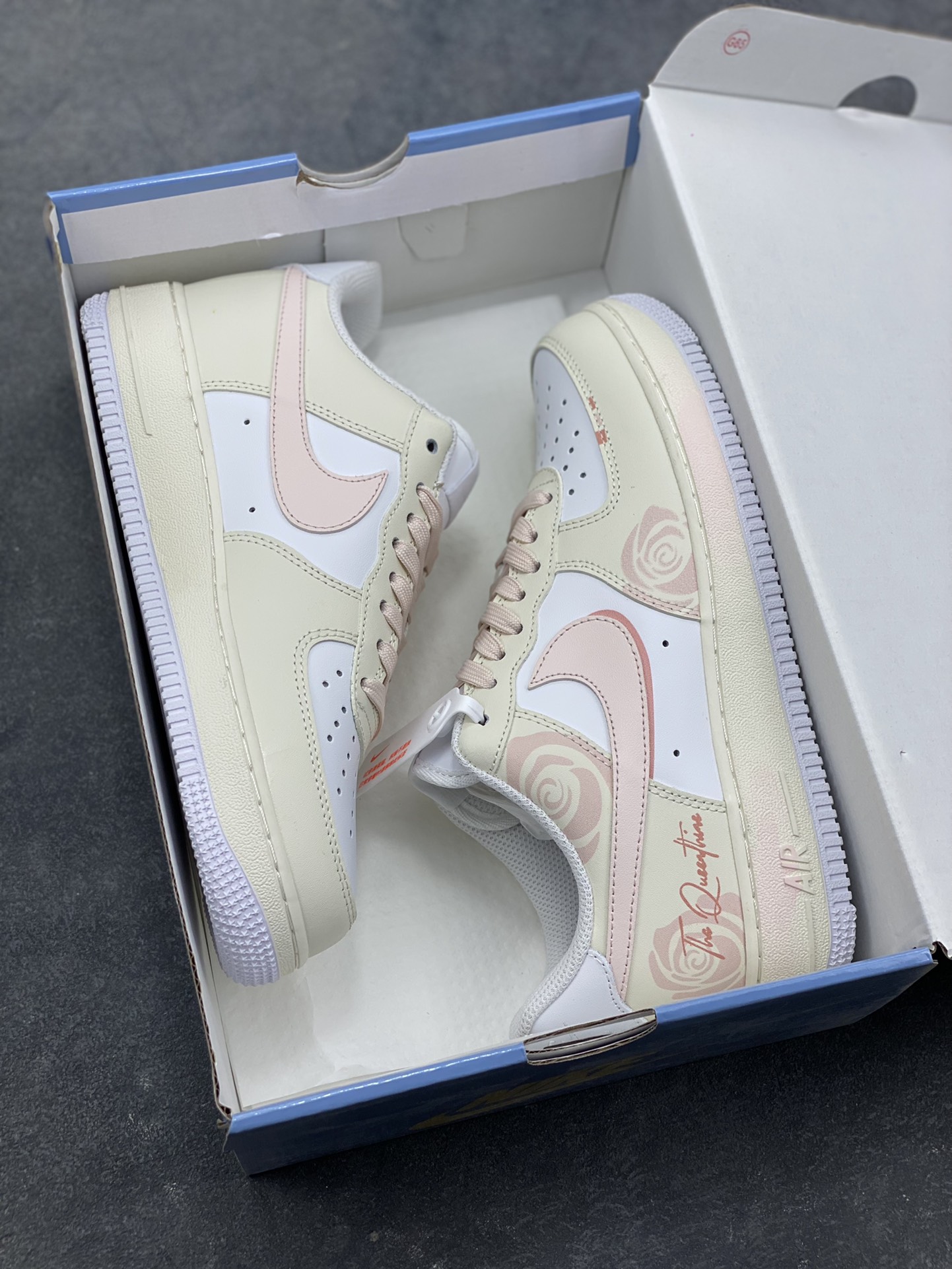 图片[9]-Nike Air Force 1 Low’07 蔷薇之吻 空军一号低帮休闲板鞋 定制皮料 原厂3D打印 定制鞋盒 原楦原纸板 纯正空军版型 内置全掌气垫 货号：ZH0316-150 尺码：36 36.5 37.5 38 38.5 39 40 40.5 41 42 42.5 43 44 44.5 45-选品中心