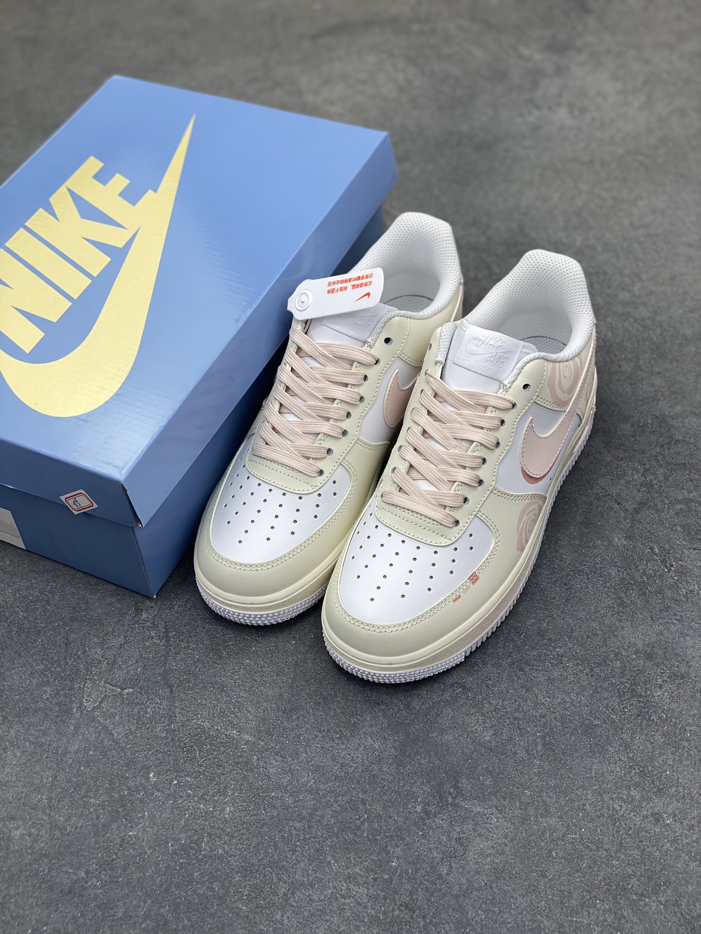 图片[8]-Nike Air Force 1 Low’07 蔷薇之吻 空军一号低帮休闲板鞋 定制皮料 原厂3D打印 定制鞋盒 原楦原纸板 纯正空军版型 内置全掌气垫 货号：ZH0316-150 尺码：36 36.5 37.5 38 38.5 39 40 40.5 41 42 42.5 43 44 44.5 45-选品中心