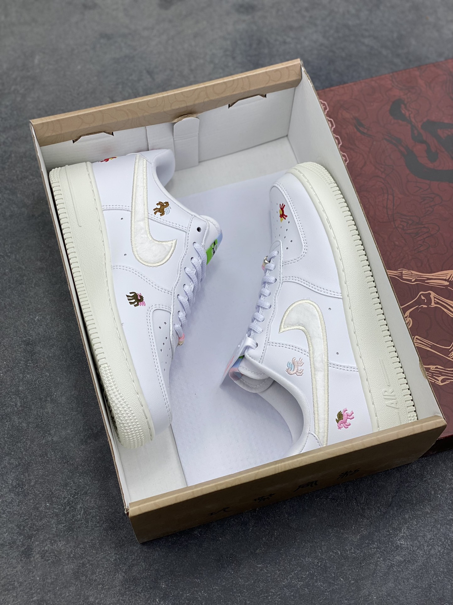 图片[9]-NIke Air Force 1 ‘07 Low 空军一号低帮 运动鞋 休闲鞋 折边针车 工艺难度大 原楦头原纸板 原装鞋盒 定制五金配件 内置全掌气垫 原厂鞋底 货号：CJ9179-001 尺码：36 36.5 37.5 38 38.5 39 40 40.5 41 42 42.5 43 44 44.5 45-选品中心