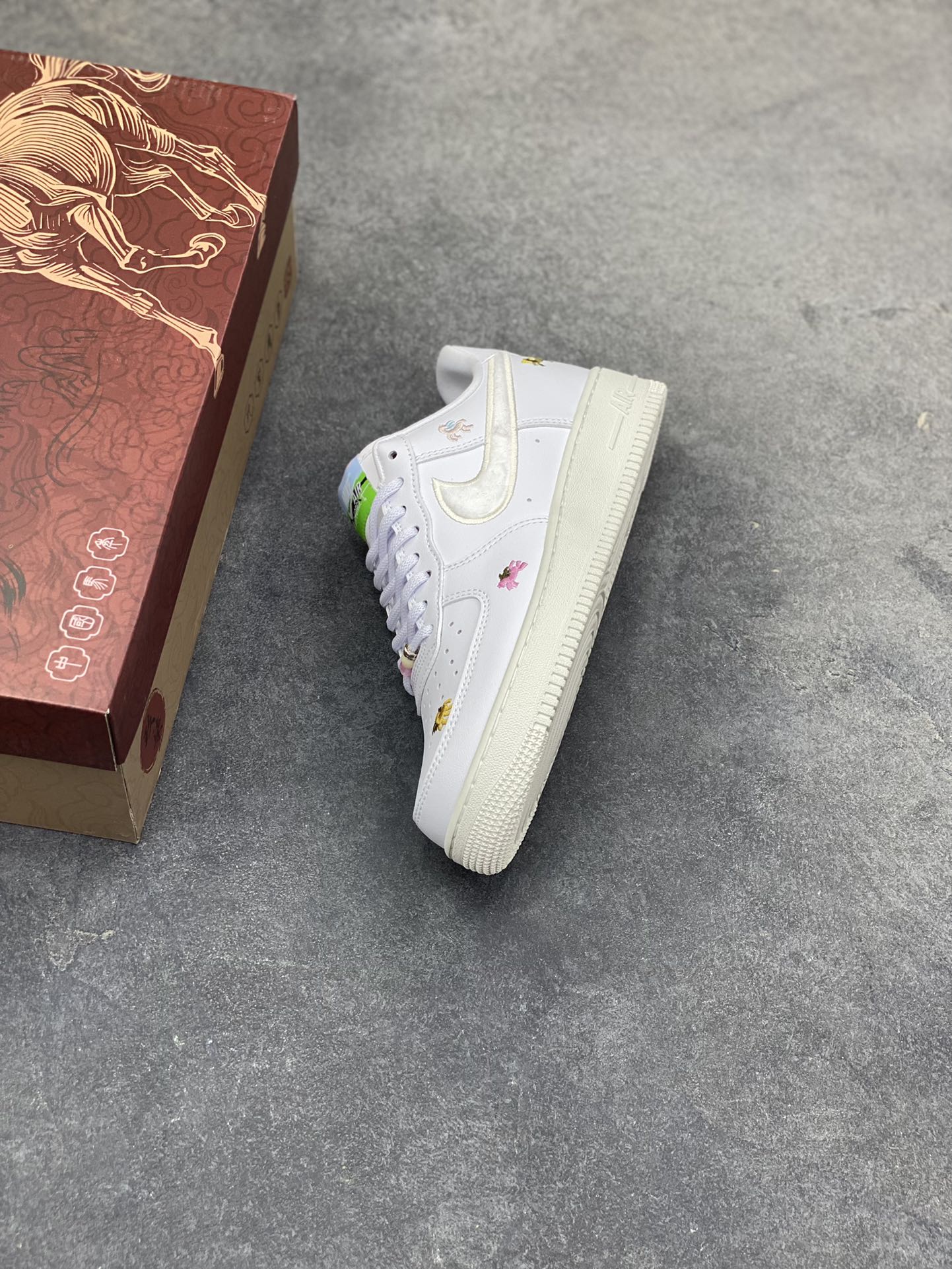 图片[7]-NIke Air Force 1 ‘07 Low 空军一号低帮 运动鞋 休闲鞋 折边针车 工艺难度大 原楦头原纸板 原装鞋盒 定制五金配件 内置全掌气垫 原厂鞋底 货号：CJ9179-001 尺码：36 36.5 37.5 38 38.5 39 40 40.5 41 42 42.5 43 44 44.5 45-选品中心
