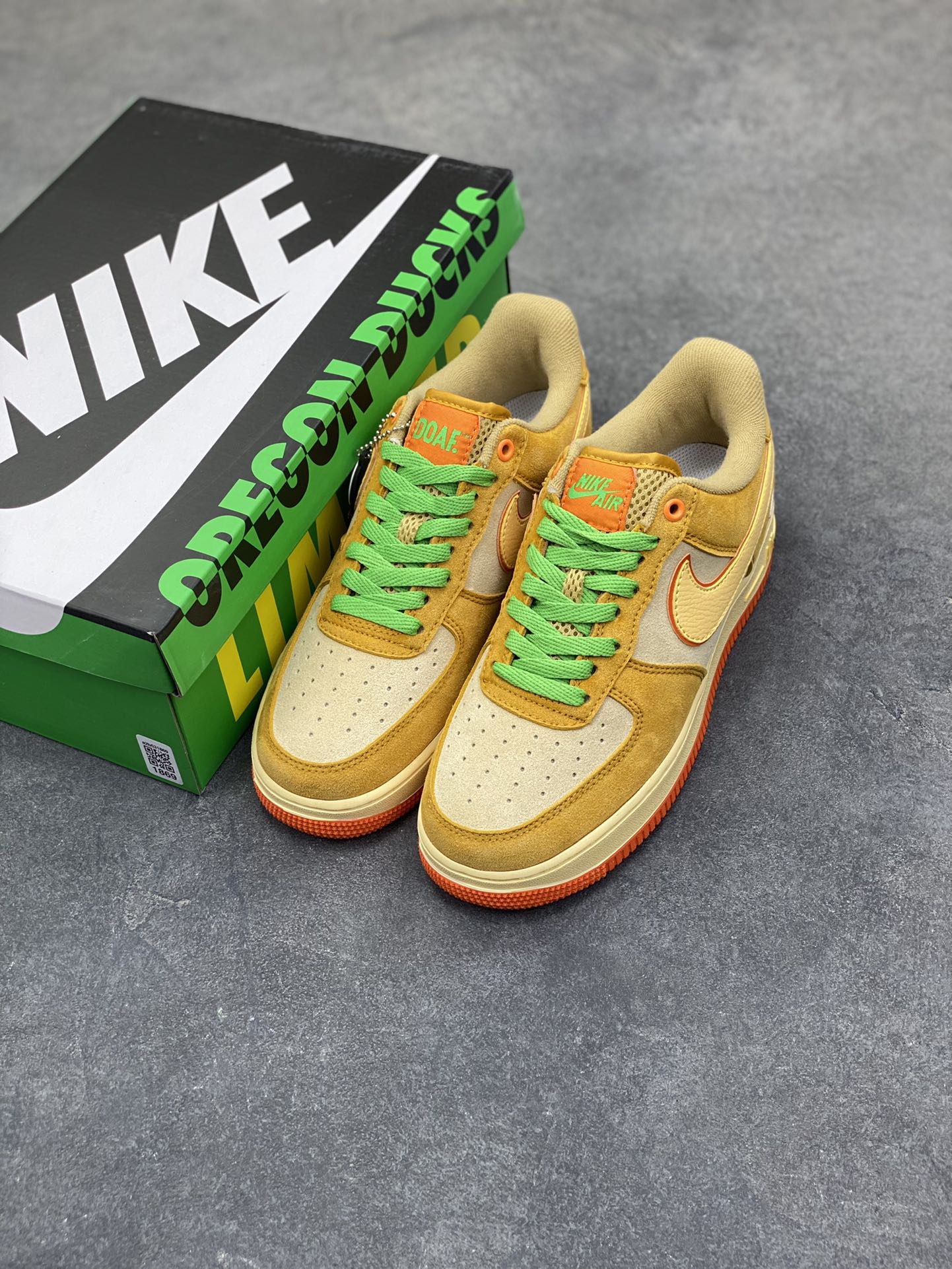 图片[8]-NIke Air Force 1 ‘07 Low 空军一号低帮 运动鞋 休闲鞋 折边针车 工艺难度大 原楦头原纸板 原装鞋盒 定制五金配件 内置全掌气垫 原厂鞋底 货号：IU7612-700 尺码：36 36.5 37.5 38 38.5 39 40 40.5 41 42 42.5 43 44 44.5 45-选品中心