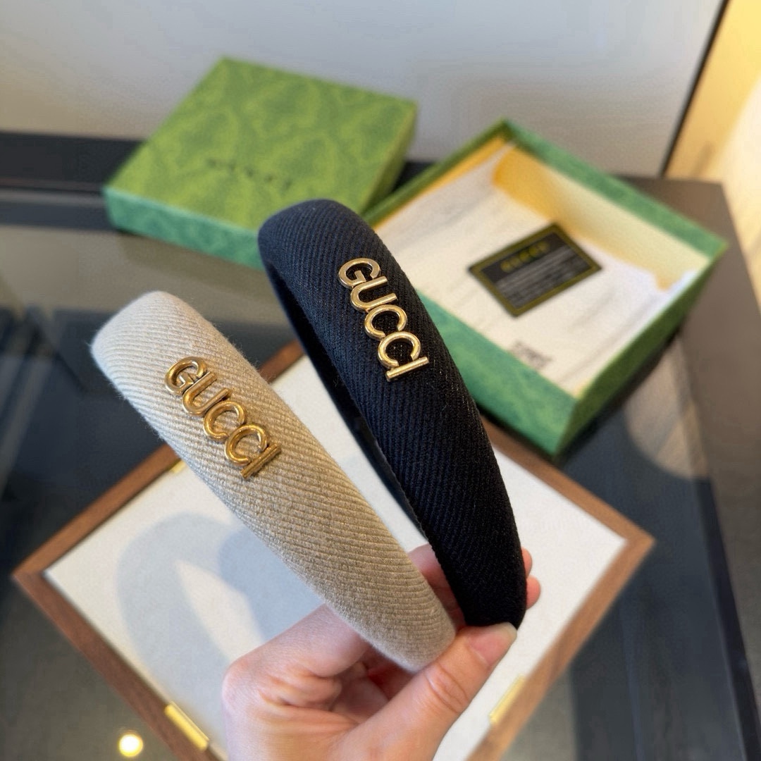 P60&yen;

 Gucci古奇发箍