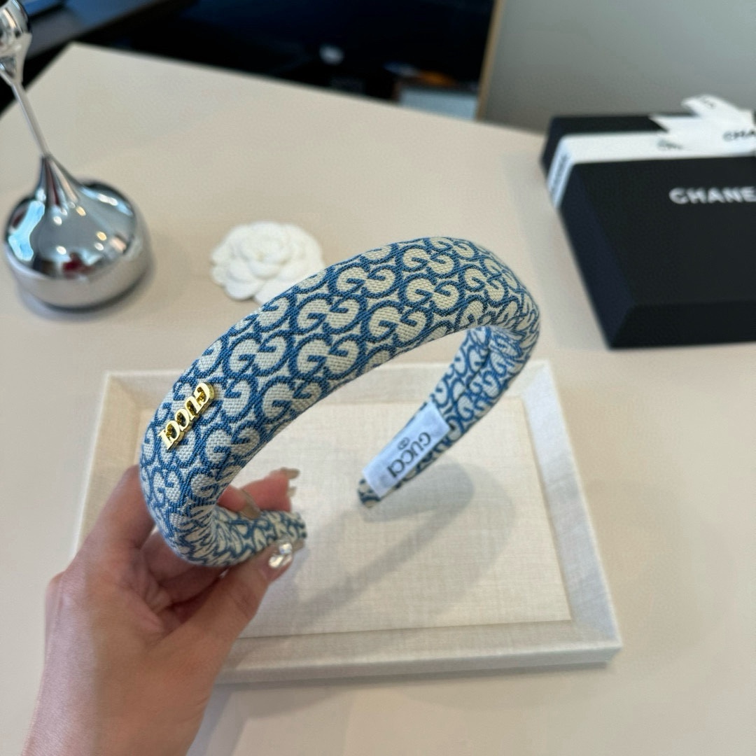 P60&yen;

Gucci古奇新款发箍