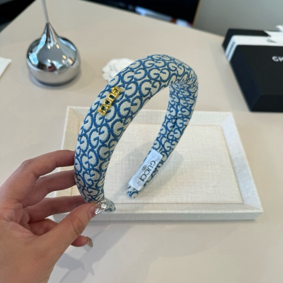 P60&yen;

Gucci古奇新款发箍