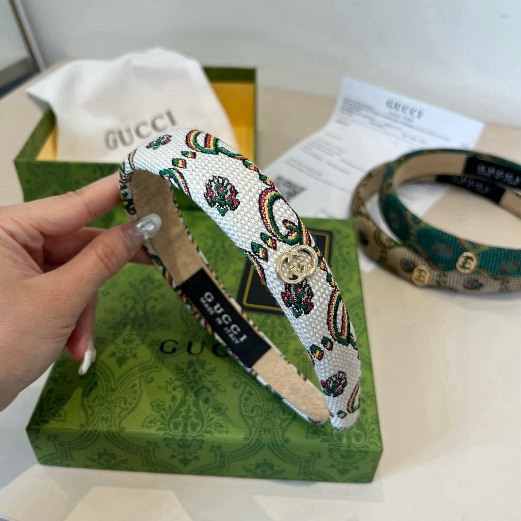 P60&yen;

Gucci古奇新款发箍