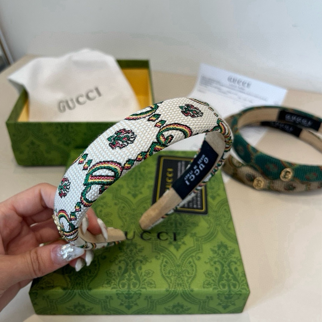 P60&yen;

Gucci古奇新款发箍