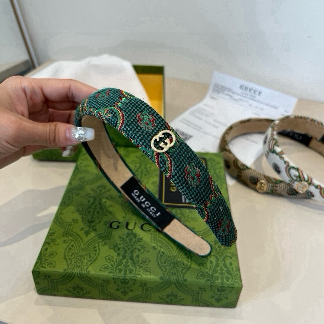 P60&yen;

Gucci古奇新款发箍