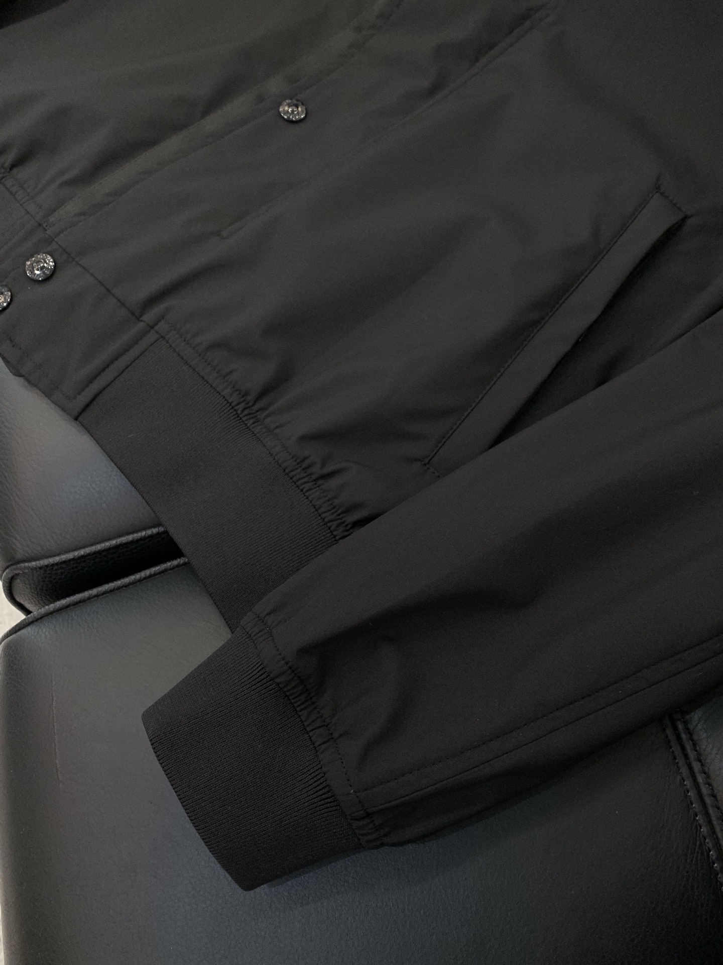 ，石头岛 只有原厂，才有味道！超帅气工装设计石头st欧洲贸易公司订单，欧洲进口原厂五金。日常通勤必备夹克