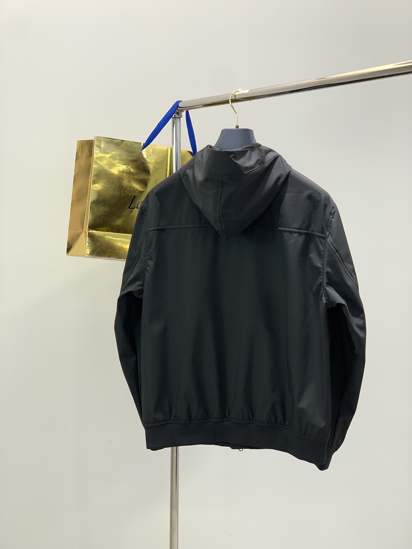 ，石头岛 只有原厂，才有味道！超帅气工装设计石头st欧洲贸易公司订单，欧洲进口原厂五金。日常通勤必备夹克