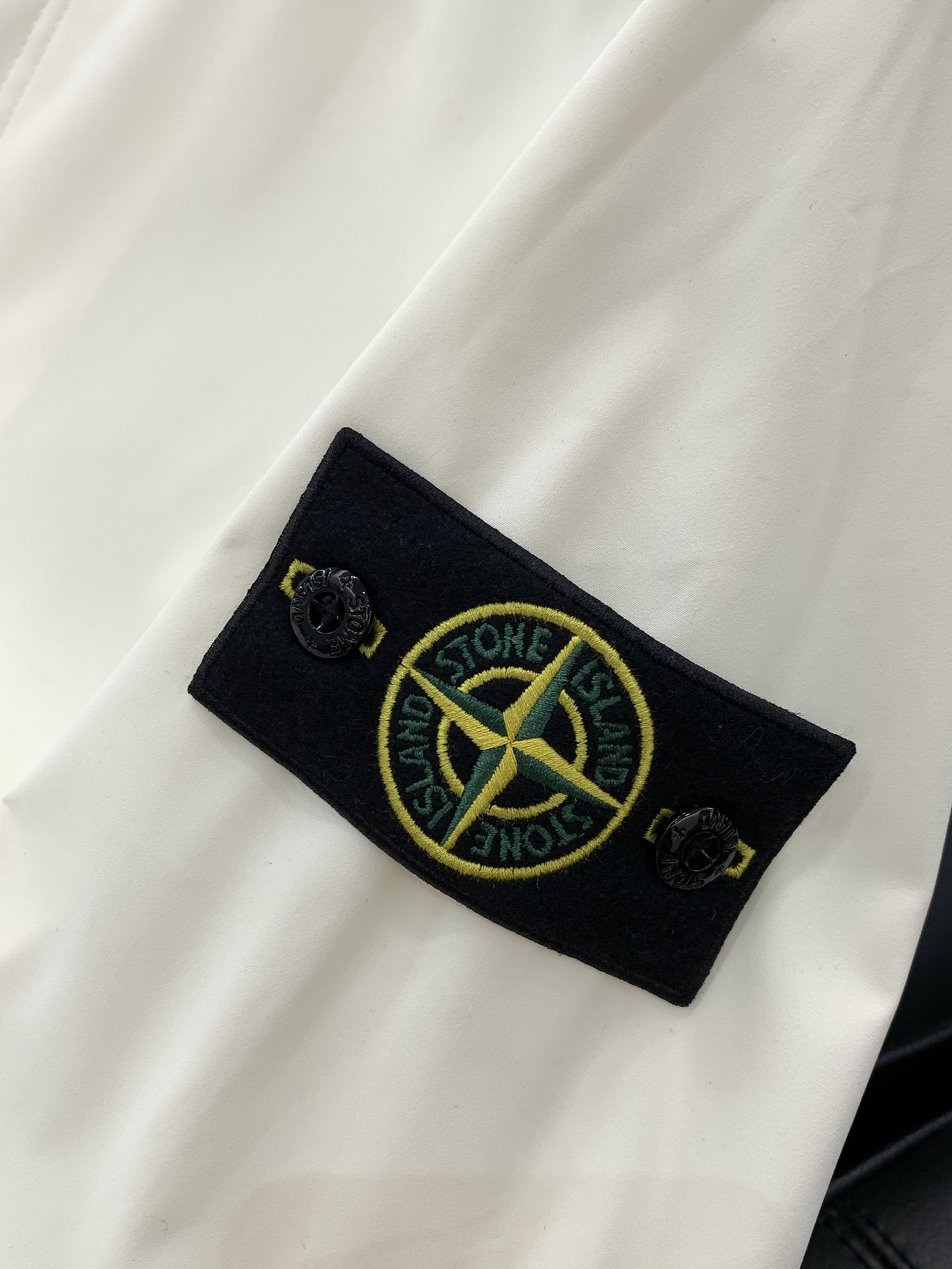 ，石头岛 只有原厂，才有味道！超帅气工装设计石头st欧洲贸易公司订单，欧洲进口原厂五金。日常通勤必备夹克