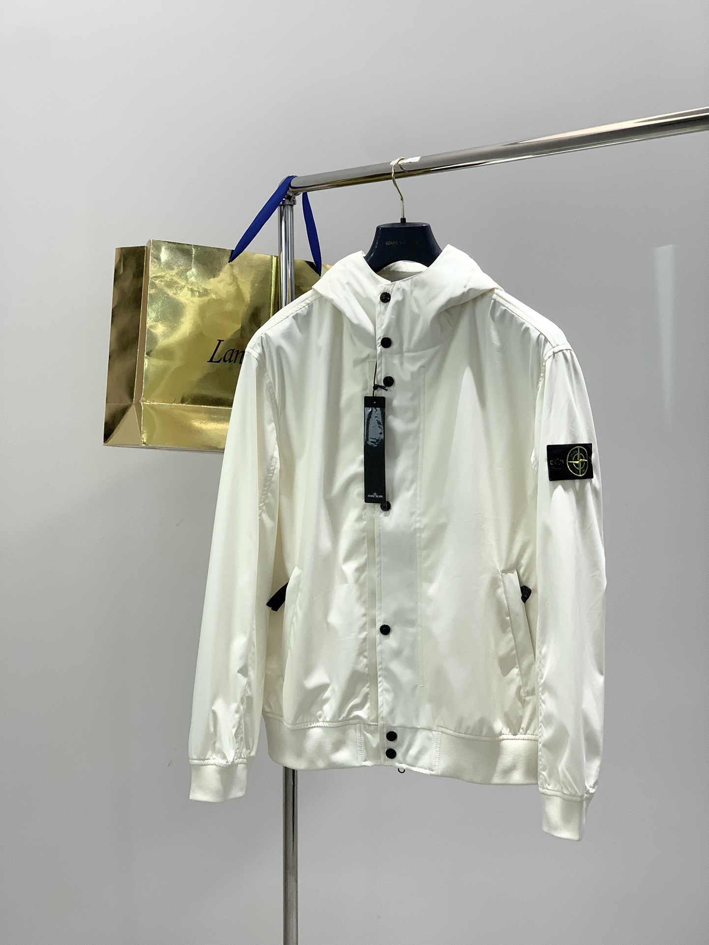 ，石头岛 只有原厂，才有味道！超帅气工装设计石头st欧洲贸易公司订单，欧洲进口原厂五金。日常通勤必备夹克