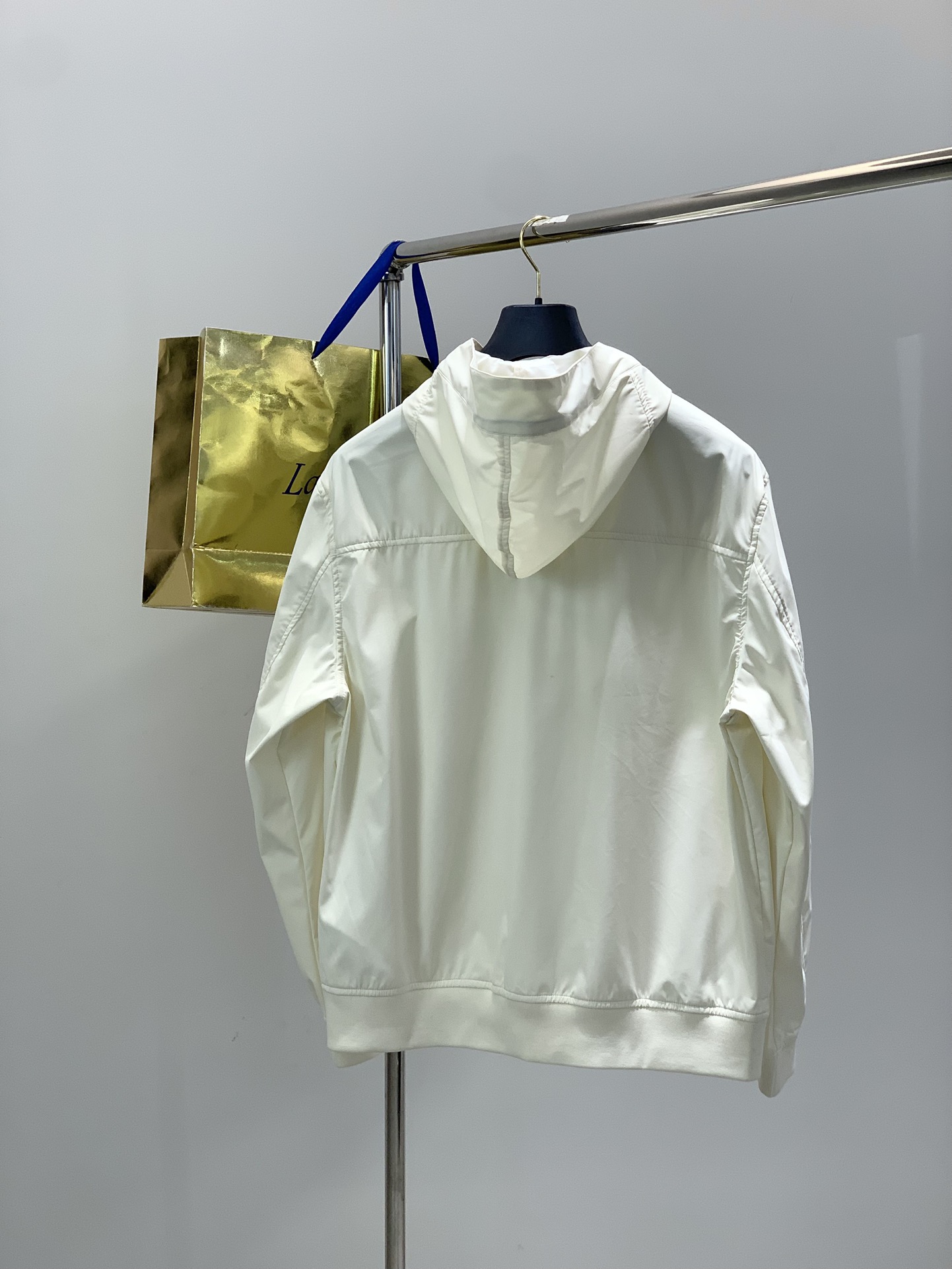 ，石头岛 只有原厂，才有味道！超帅气工装设计石头st欧洲贸易公司订单，欧洲进口原厂五金。日常通勤必备夹克