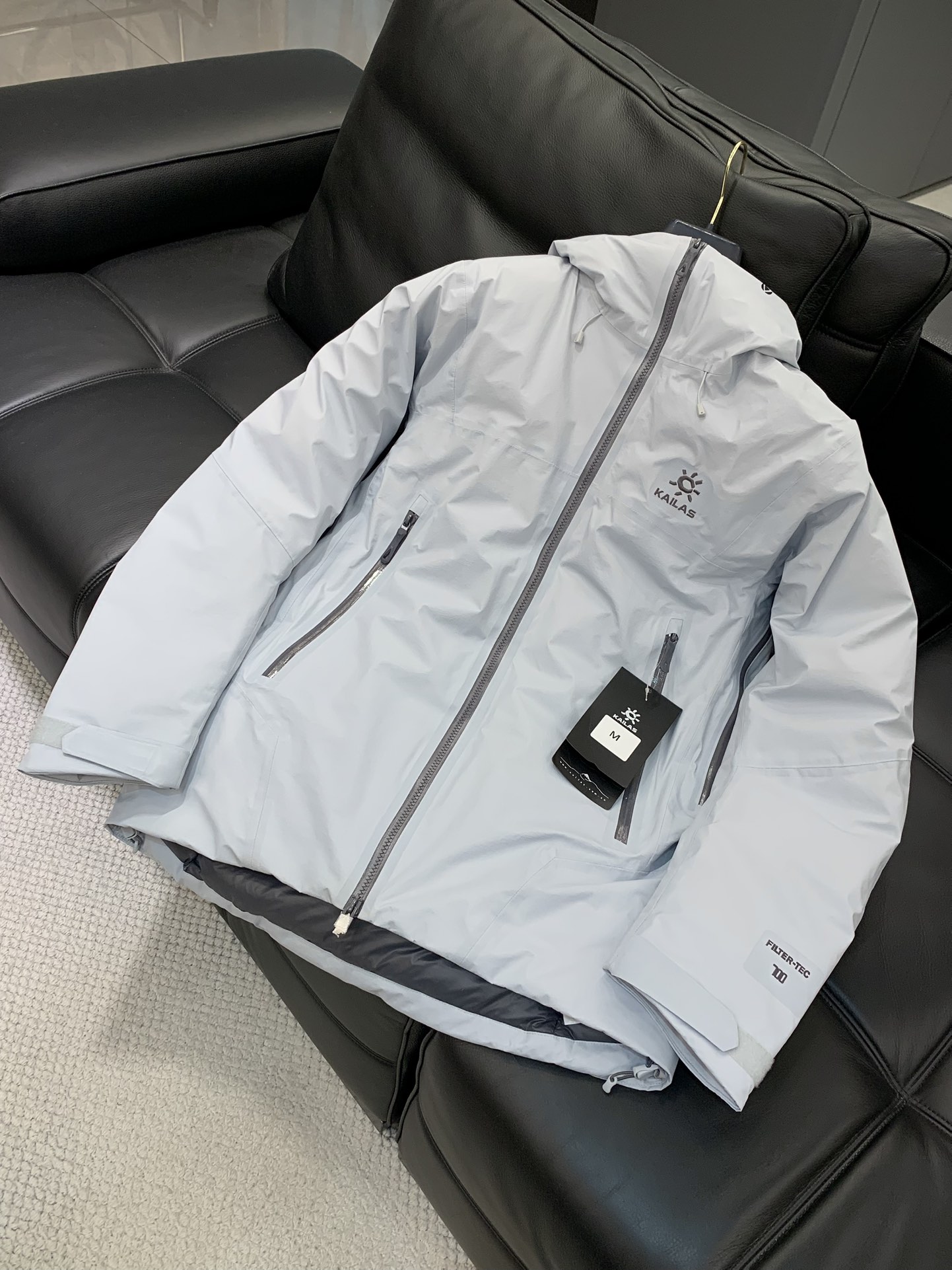 ，KAILAS 凯乐石，2025冬季新款，时尚休闲连帽羽绒服，专柜同步有售，原单狠货，顶级刺绣🪡➕印花工