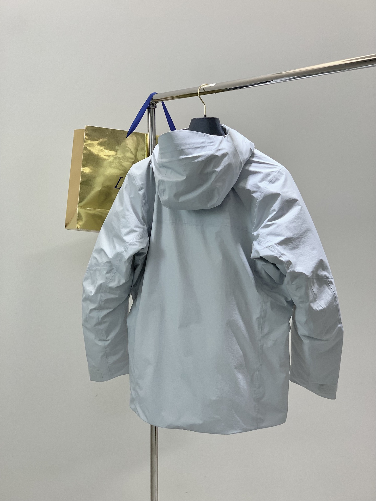 ，KAILAS 凯乐石，2025冬季新款，时尚休闲连帽羽绒服，专柜同步有售，原单狠货，顶级刺绣🪡➕印花工