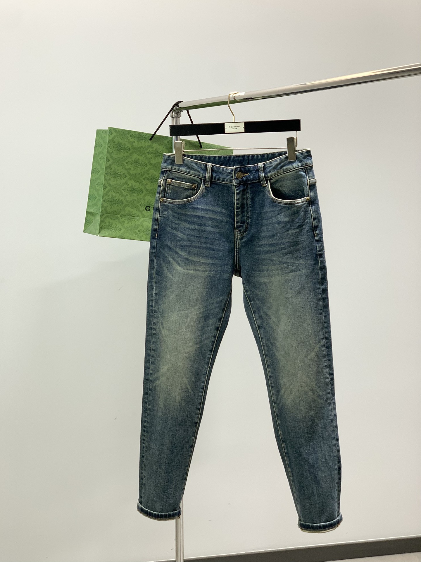 ，GUCCI 古驰，2025秋季最新品，专柜同步有售，原单狠货，水洗休闲牛仔裤，进口原版水洗弹力面料，舒