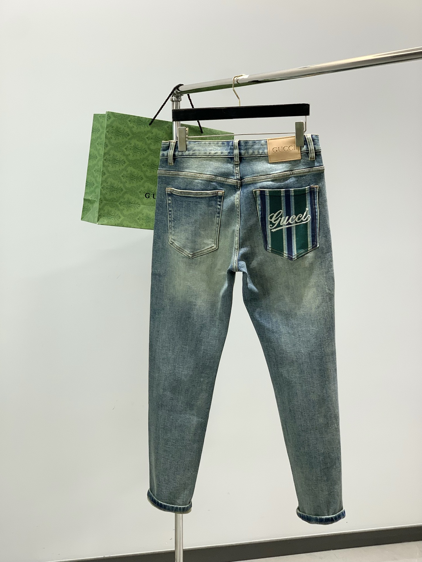 ，GUCCI 古驰，2025秋季最新品，专柜同步有售，原单狠货，水洗休闲牛仔裤，进口原版水洗弹力面料，舒