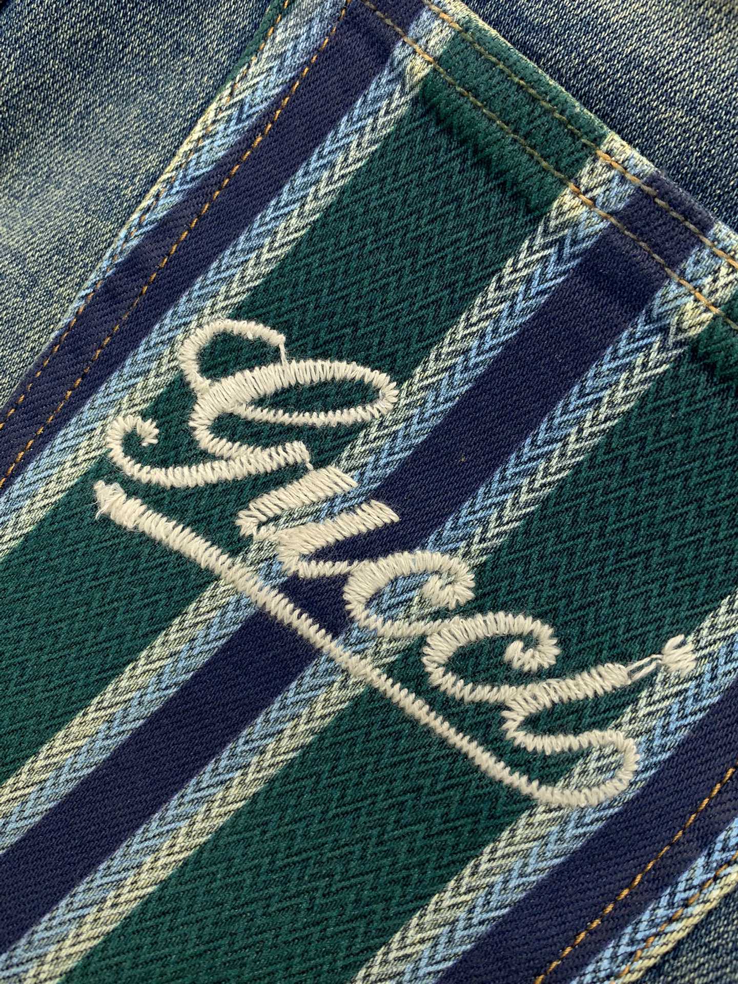 ，GUCCI 古驰，2025秋季最新品，专柜同步有售，原单狠货，水洗休闲牛仔裤，进口原版水洗弹力面料，舒