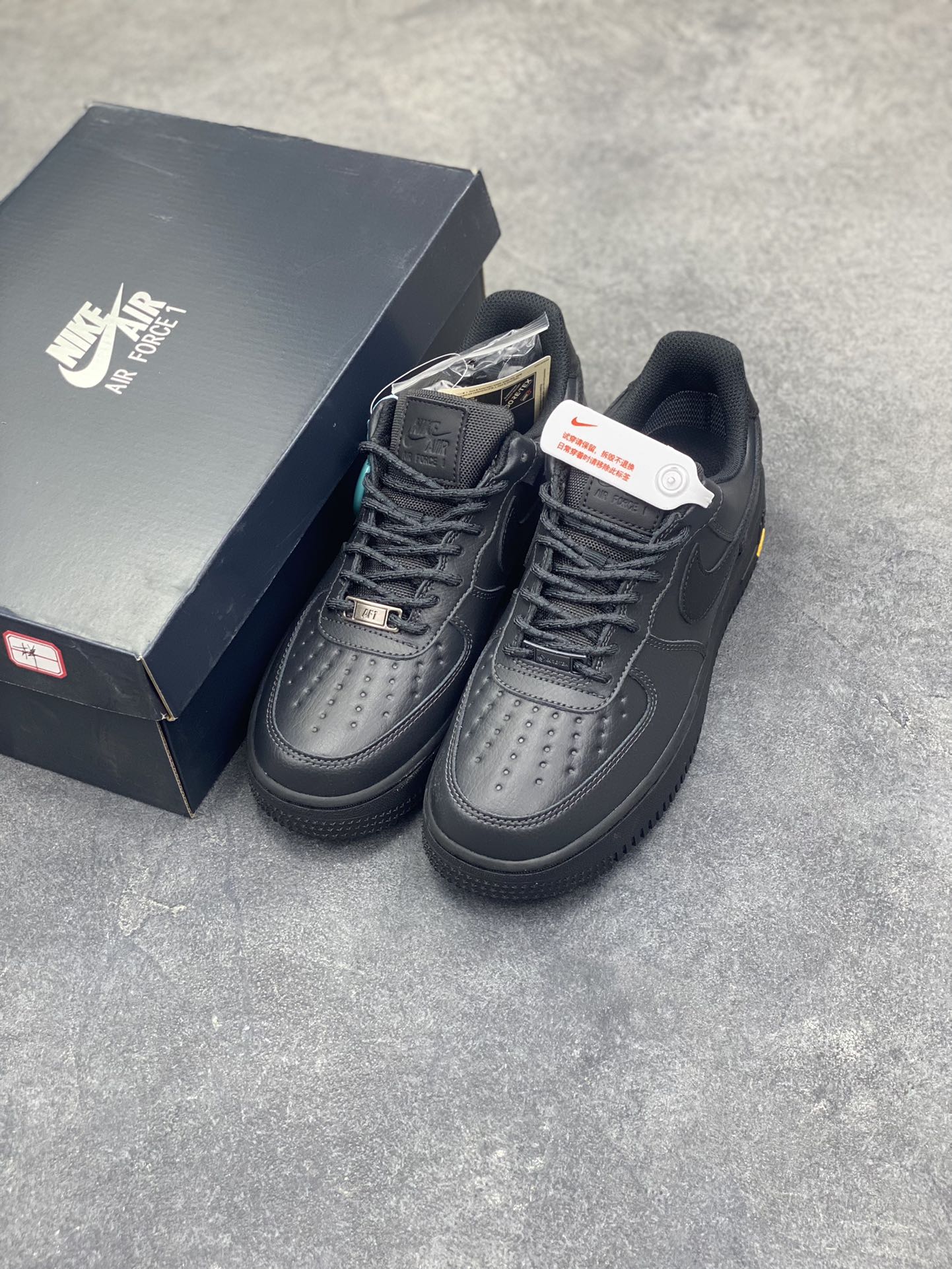 图片[8]-NIke Air Force 1 ‘07 Low 空军一号低帮 运动鞋 休闲鞋 折边针车 工艺难度大 原楦头原纸板 原装鞋盒 定制五金配件 内置全掌气垫 原厂鞋底 货号：HV5953-001 尺码：36 36.5 37.5 38 38.5 39 40 40.5 41 42 42.5 43 44 44.5 45-选品中心