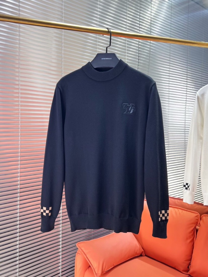 Louis Vuitton 路易威登 LV2025秋冬新品圆领毛衣，本品演绎当代极简主义，采用69%羊毛