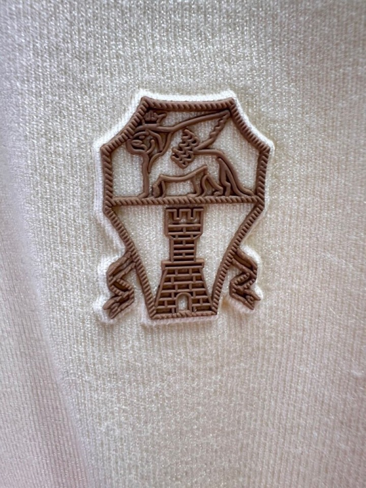 Brunello Cucinelli BC 2025秋冬新款翻领短袖毛衣羊毛针织衫，此款针织单穿，打底时