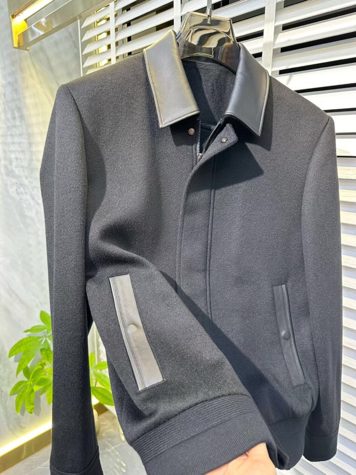 Armani 阿玛尼针织羊绒羊毛拼接真皮翻领夹克外套，高奢内敛低调，轻松驾驭不挑人 裁剪精细完美，经典颜