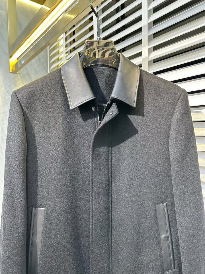 Armani 阿玛尼针织羊绒羊毛拼接真皮翻领夹克外套，高奢内敛低调，轻松驾驭不挑人 裁剪精细完美，经典颜