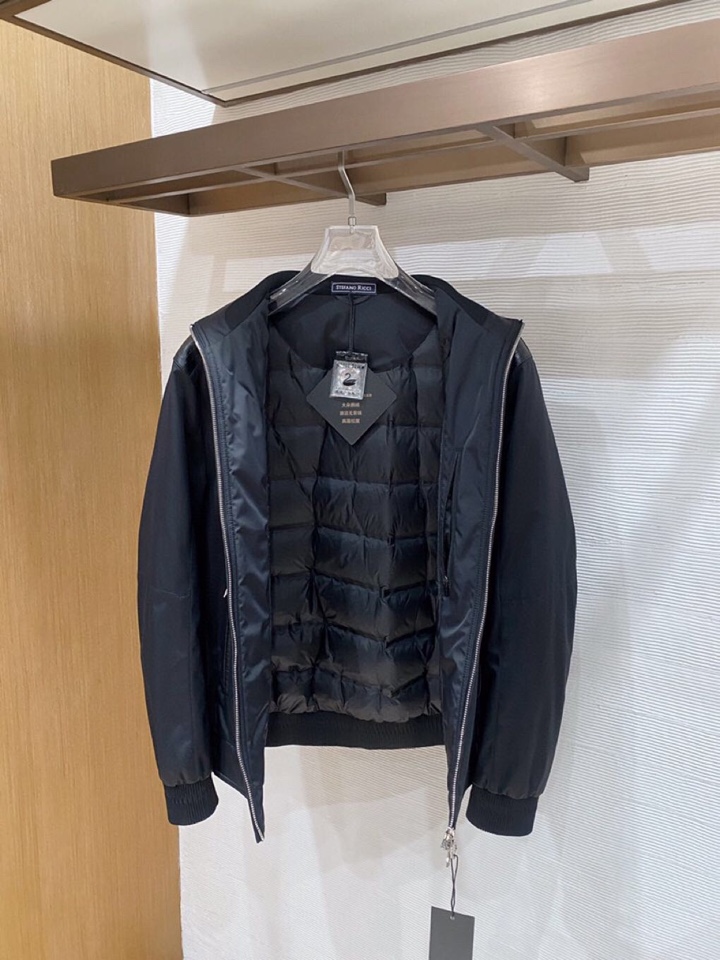 Stefano Ricci 史蒂芬高端原版面料绸面轻防水男士真皮鹅绒服羽绒服\n码数：48-56 \n