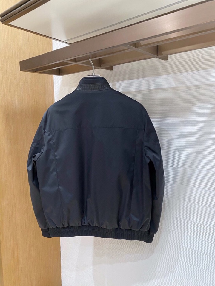 Stefano Ricci 史蒂芬高端原版面料绸面轻防水男士真皮鹅绒服羽绒服\n码数：48-56 \n